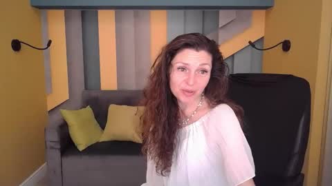 EllaLongs online show from 03.11.26