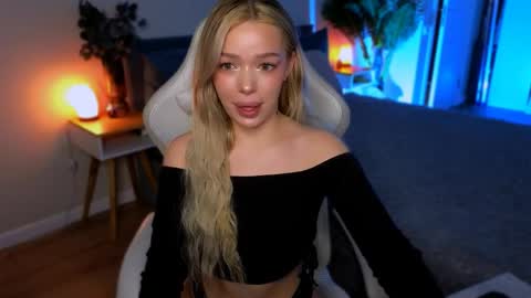 Ella online show from 04.09.26