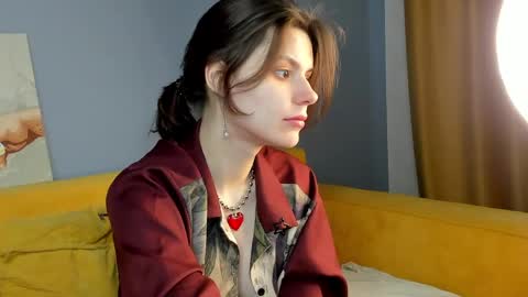 Snapshot of elle__driver chatting on 05.20.26 elle__driver online show from 05.20.26