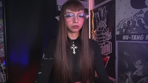 follow me on instagram .    online show from 04.01.26