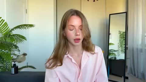 Ellie  --- Ill see you either on Friday or Saturday and definitely on Sunday  online show from 09.29.25
