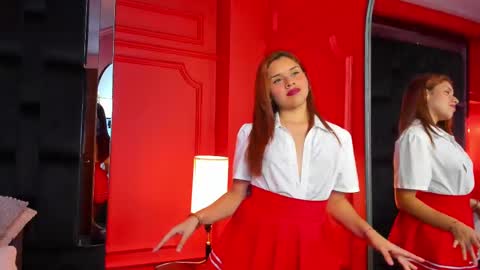 Snapshot of elli_taylor chatting on 02.22.25 Ellie Taylor online show from 02.22.25