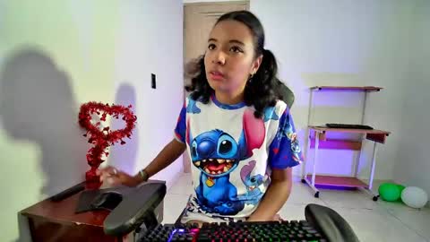 ellie_cute7 online show from 05.08.26