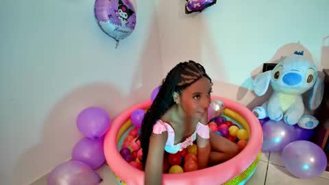 ellie_cute7 online show from 06.15.26