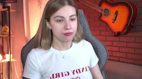 elliecutes online show from 05.03.26