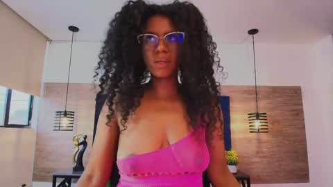 elliee_alves online show from 04.10.26