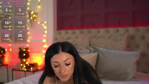 EllieJules online show from 07.08.26