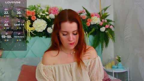 EllieLarson online show from 10.05.25