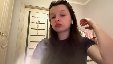 Ellie online show from 02.15.26