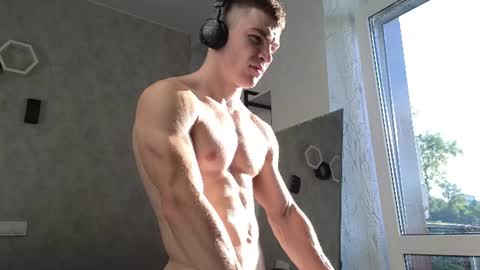 Snapshot of elliot_muscle04 chatting on 06.30.26 elliot_muscle04 online show from 06.30.26