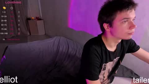 elliot_winki online show from 11.08.25