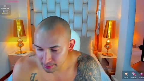 E L L I O T    V E L E Z online show from 05.11.26