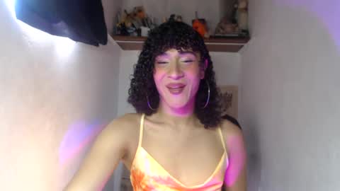 Snapshot of ellis_flowers chatting on 07.18.26 . online show from 07.18.26
