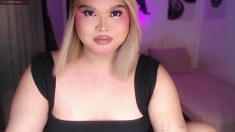 Ellise online show from 07.04.26