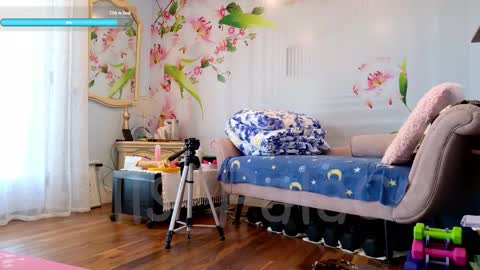 Ella Bella Bo Bella online show from 11.19.25