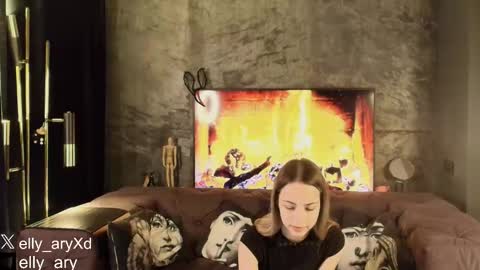 Snapshot of elly_ary chatting on 02.05.26 elly_ary online show from 02.05.26