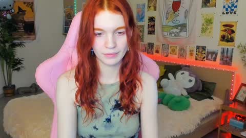 Snapshot of elly_milas chatting on 02.02.25 Elly     Fansly  online show from 02.02.25