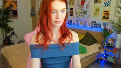 Snapshot of elly_milas chatting on 03.09.25 Elly     Fansly  online show from 03.09.25