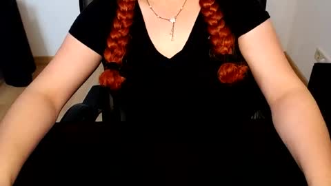 Elly online show from 07.24.26