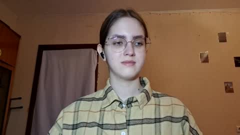 Kate online show from 04.13.26