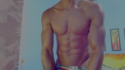 Snapshot of elmiltonnjakee chatting on 02.04.26 elmiltonnjakee online show from 02.04.26