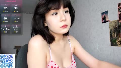 Snapshot of elochka_ chatting on 09.18.25 Elochka online show from 09.18.25