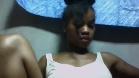 Snapshot of elodie228680 chatting on 06.02.26 elodie228680 online show from 06.02.26