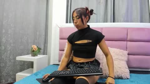 Eloisa  online show from 04.14.26