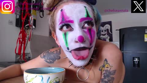 Chelsea  Please help me to reach 100 thumbs up online show from 09.16.25