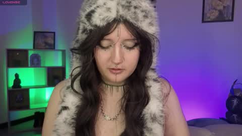 Eloise  . online show from 12.05.25