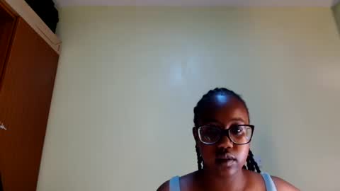 ELOWENA online show from 07.04.26