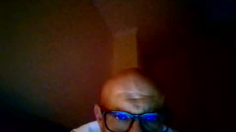 els288715 online show from 11.09.25