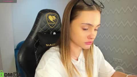 elsa_carterr online show from 11.25.25