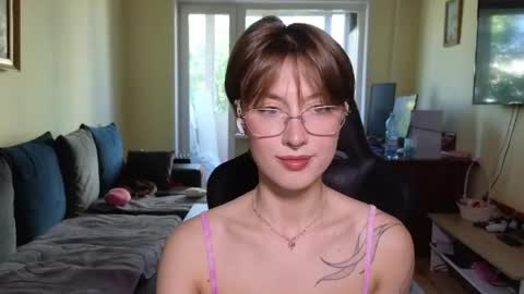 Snapshot of elsaangel chatting on 06.05.26 elsaangel online show from 06.05.26