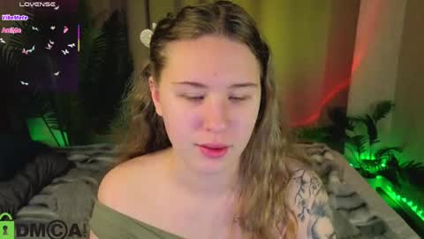 Snapshot of elsie_cutties chatting on 05.15.26 Elsie online show from 05.15.26