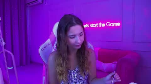 Elsie online show from 07.22.26