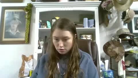 Snapshot of elsierain469 chatting on 09.18.25 Elsie Rain online show from 09.18.25