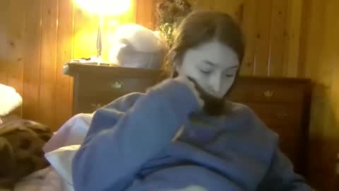 Snapshot of elsierain469 chatting on 12.04.25 Elsie Rain online show from 12.04.25