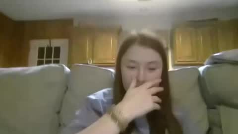 Snapshot of elsierain469 chatting on 12.23.25 Elsie Rain online show from 12.23.25