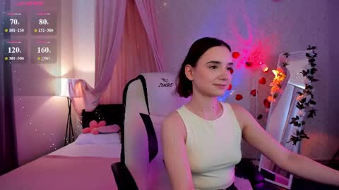 Elvienne online show from 07.20.26