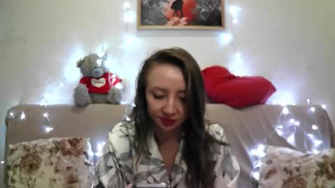 ElvinaSweet online show from 12.16.25