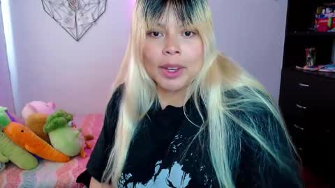 Ely online show from 10.08.25