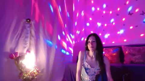 Snapshot of elysasun chatting on 03.21.26 Elisa online show from 03.21.26