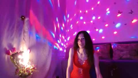 Snapshot of elysasun chatting on 03.22.26 Elisa online show from 03.22.26