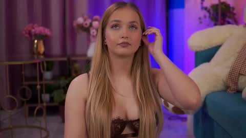 Elyssa online show from 01.15.26