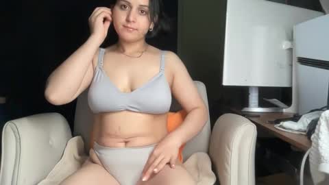 Snapshot of ema_lov3 chatting on 10.23.25 Ema Love online show from 10.23.25