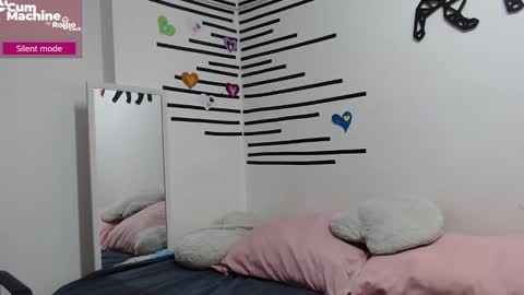 Snapshot of emawalker_ chatting on 11.29.25 Ema Walker online show from 11.29.25