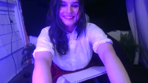 Snapshot of embers_of_eternity chatting on 12.11.24 Ellie online show from 12.11.24