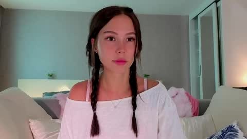 Snapshot of emelia_fox chatting on 05.11.26 Emmy the sly little fox HTP is open an unforgettable show awaits you. I undress in private online show from 05.11.26