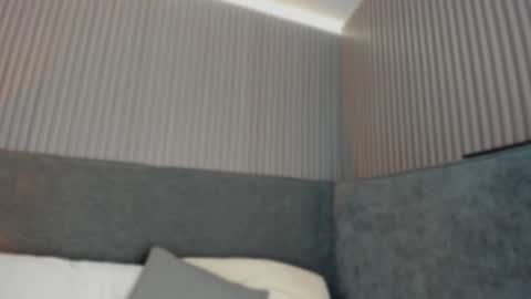 emelie_89 online show from 02.12.26